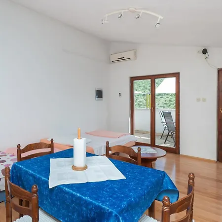 Kovacevic Apartment