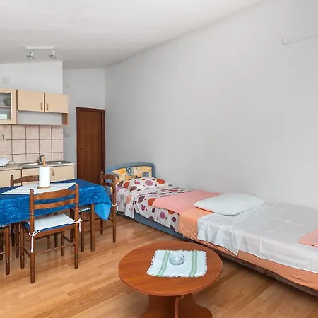 Sinisa * Rogoznica (Sibenik-Knin)